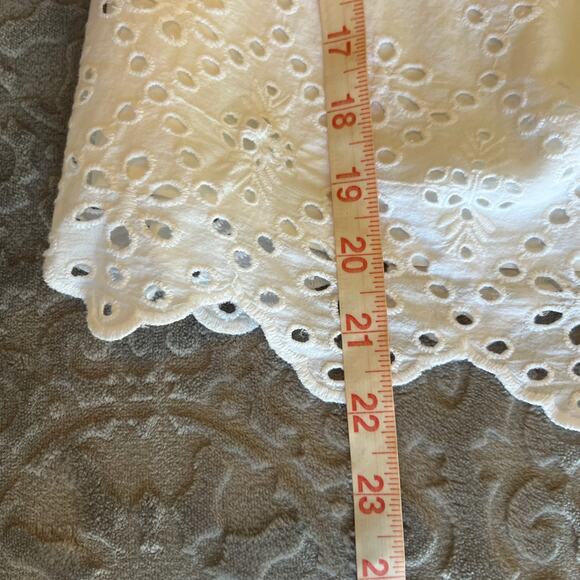 Crown & Ivy White Eyelet Cotton Off Shoulder Blouse Large - Picture 8 of 9